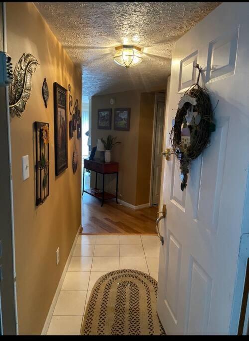 Relaxing Mountain Condo In Gatlinburg With City View ! 외부 사진