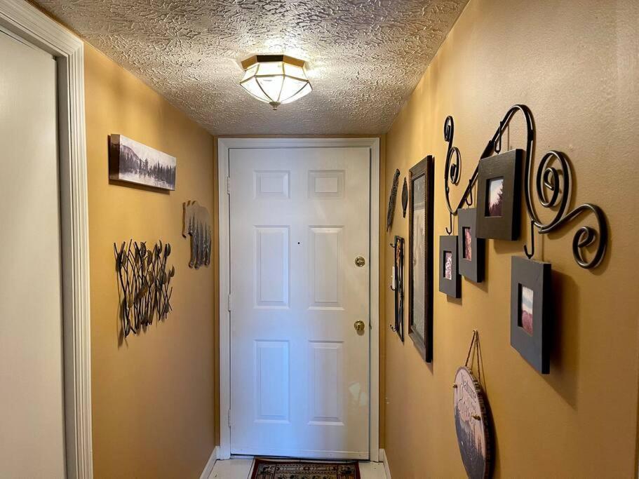 Relaxing Mountain Condo In Gatlinburg With City View ! 외부 사진
